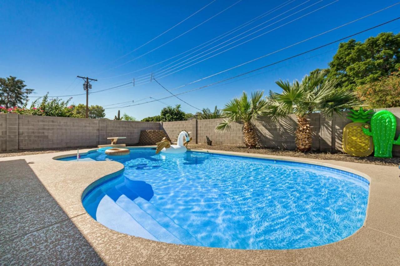 Holiday home 4 Brdm 6 Beds Pool Petsok Fenced Yard *