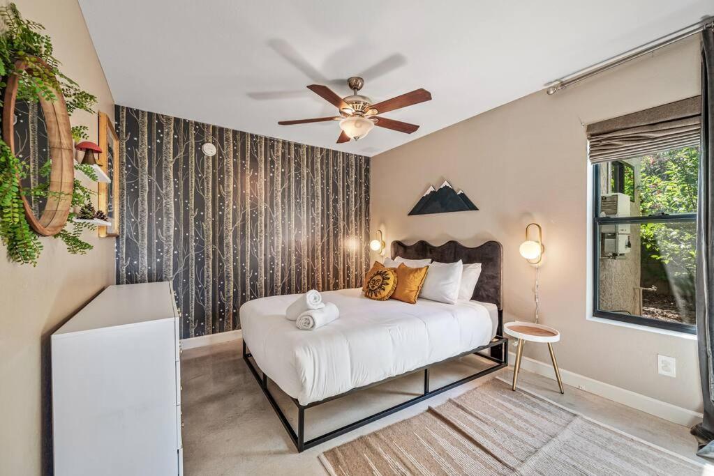 Holiday home Ultimate Family Getaway W Heated Pool & Themed Scottsdale