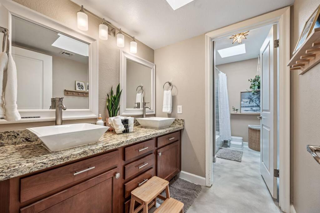 Holiday home Ultimate Family Getaway W Heated Pool & Themed Scottsdale