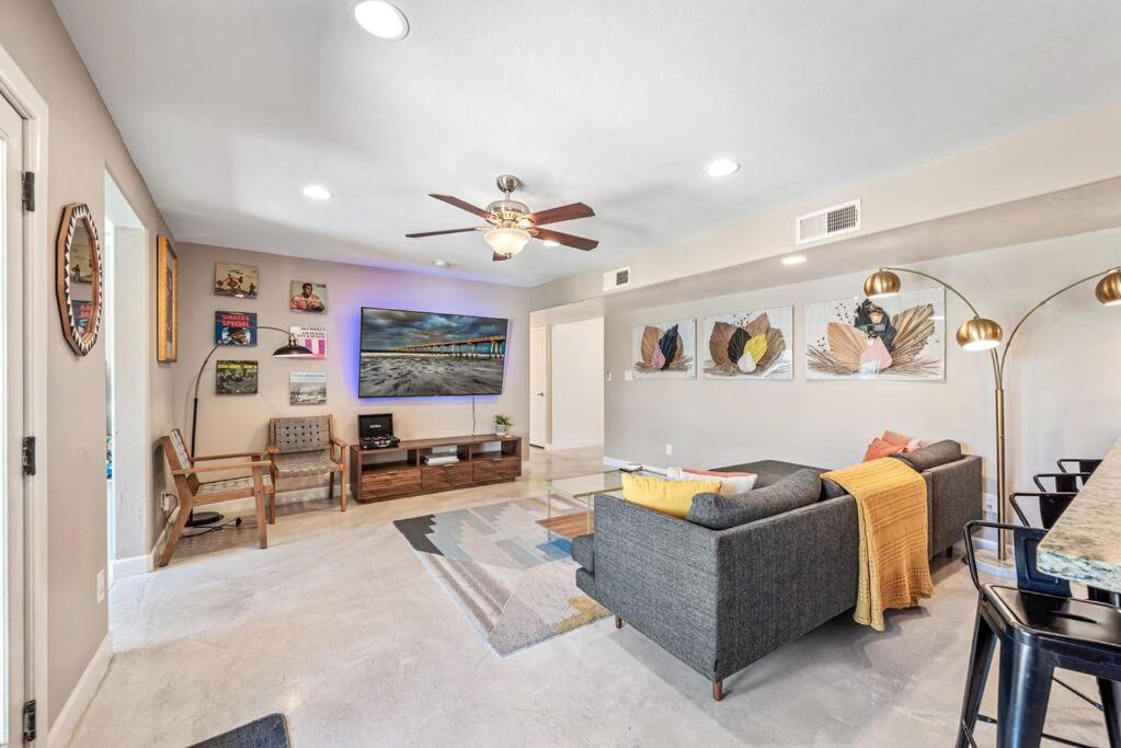 Holiday home Ultimate Family Getaway W Heated Pool & Themed *