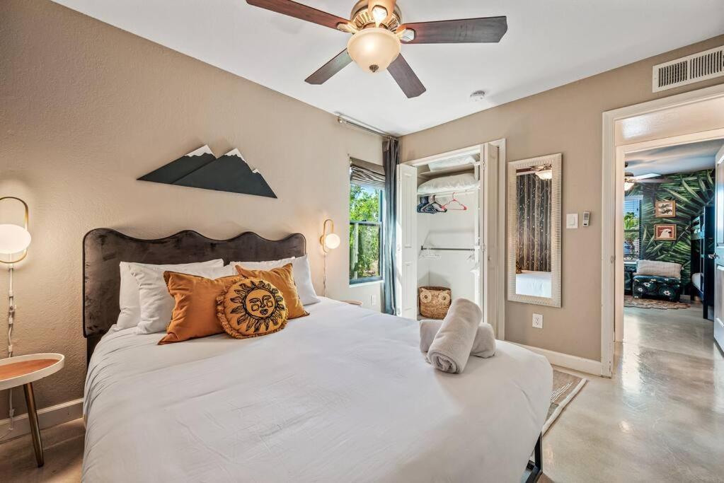 Holiday home Ultimate Family Getaway W Heated Pool & Themed Scottsdale