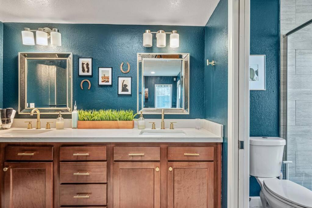 Holiday home Ultimate Family Getaway W Heated Pool & Themed *