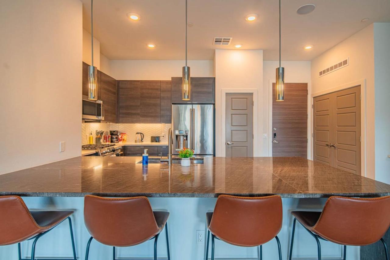 Private Rooftop, Kierland Commons, Tpc Golf, Pool, Gym