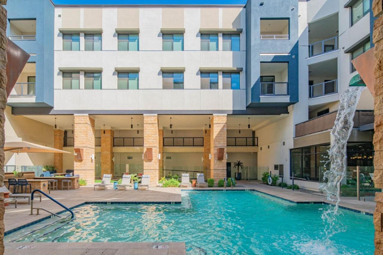 Private Rooftop, Kierland Commons, Tpc Golf, Pool, Gym Apartment *