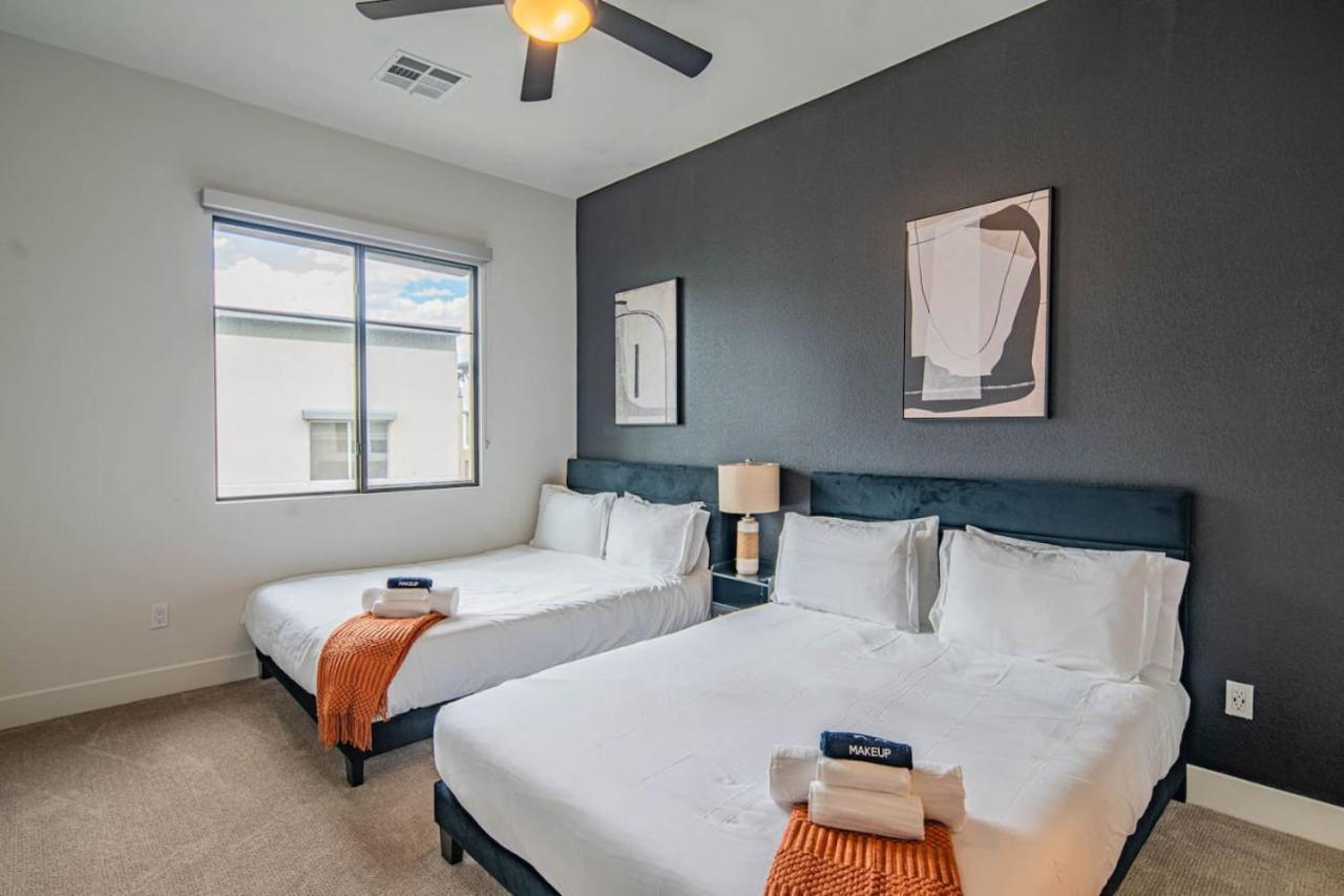 Private Rooftop, Kierland Commons, Tpc Golf, Pool, Gym Apartment