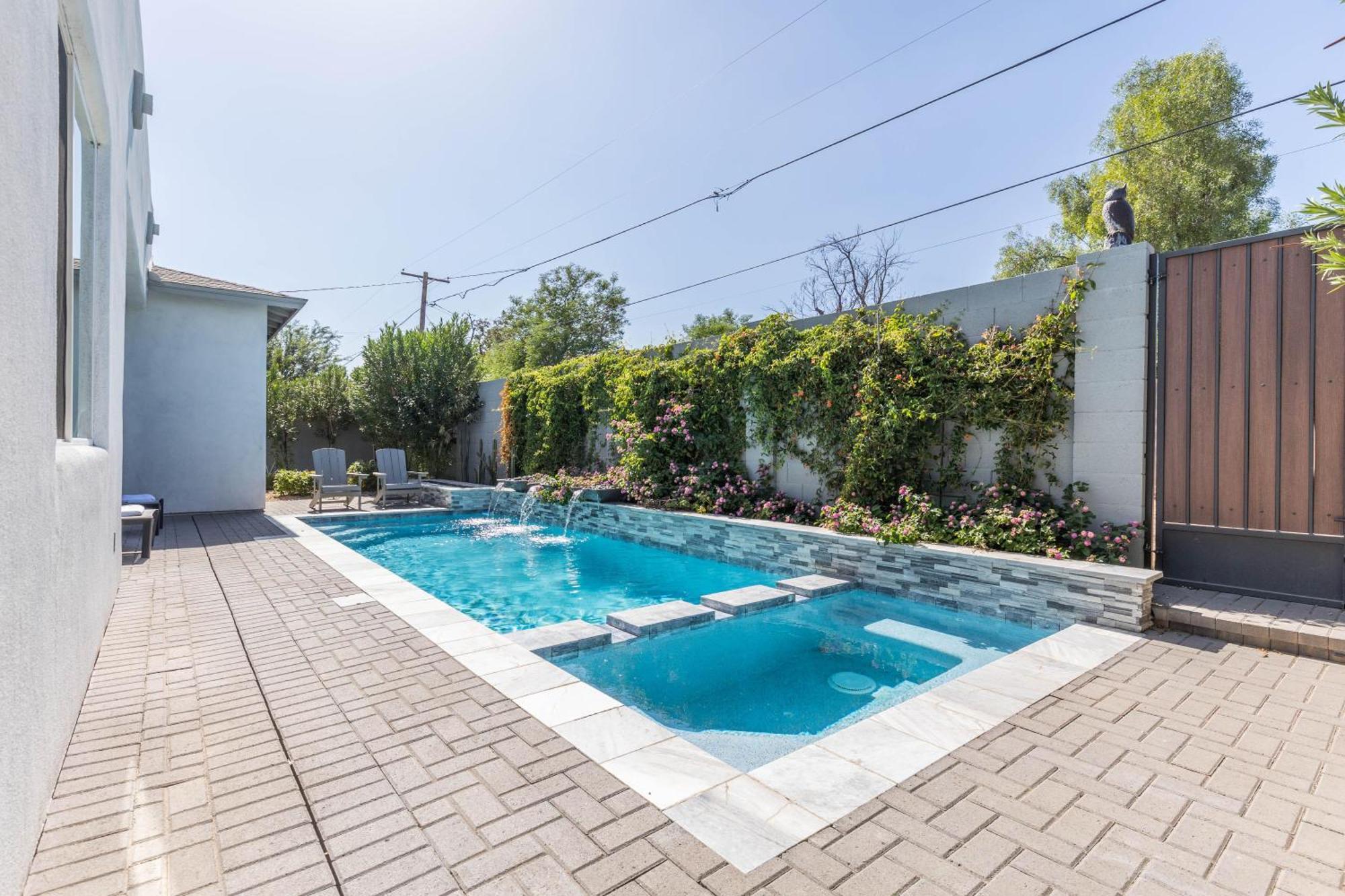 Camelback Dwelling-private Pool/spa-in Old Town Holiday home