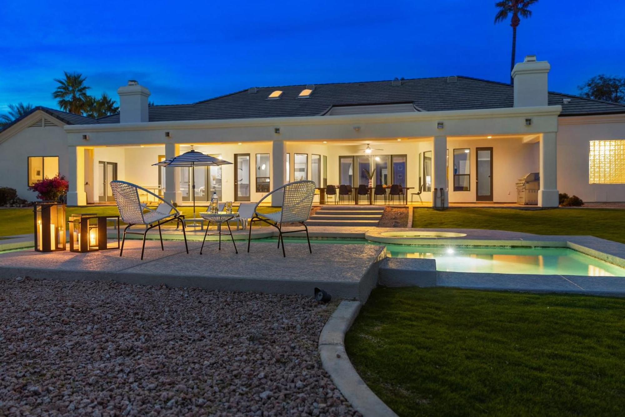 Sunridge By Avantstay Glorious Estate W Pool Hot Tub Ping Pong Pool Table Holiday home