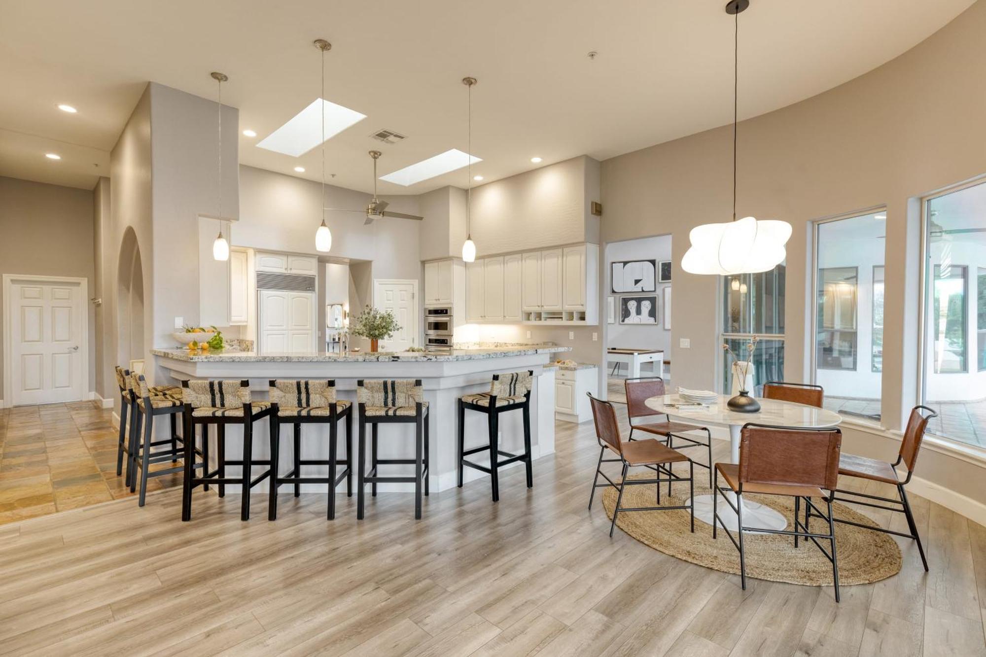 Sunridge By Avantstay Glorious Estate W Pool Hot Tub Ping Pong Pool Table Holiday home Scottsdale