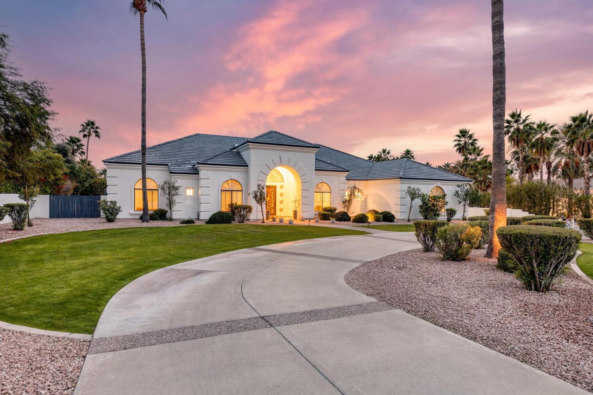 Sunridge By Avantstay Glorious Estate W Pool Hot Tub Ping Pong Pool Table Holiday home Scottsdale