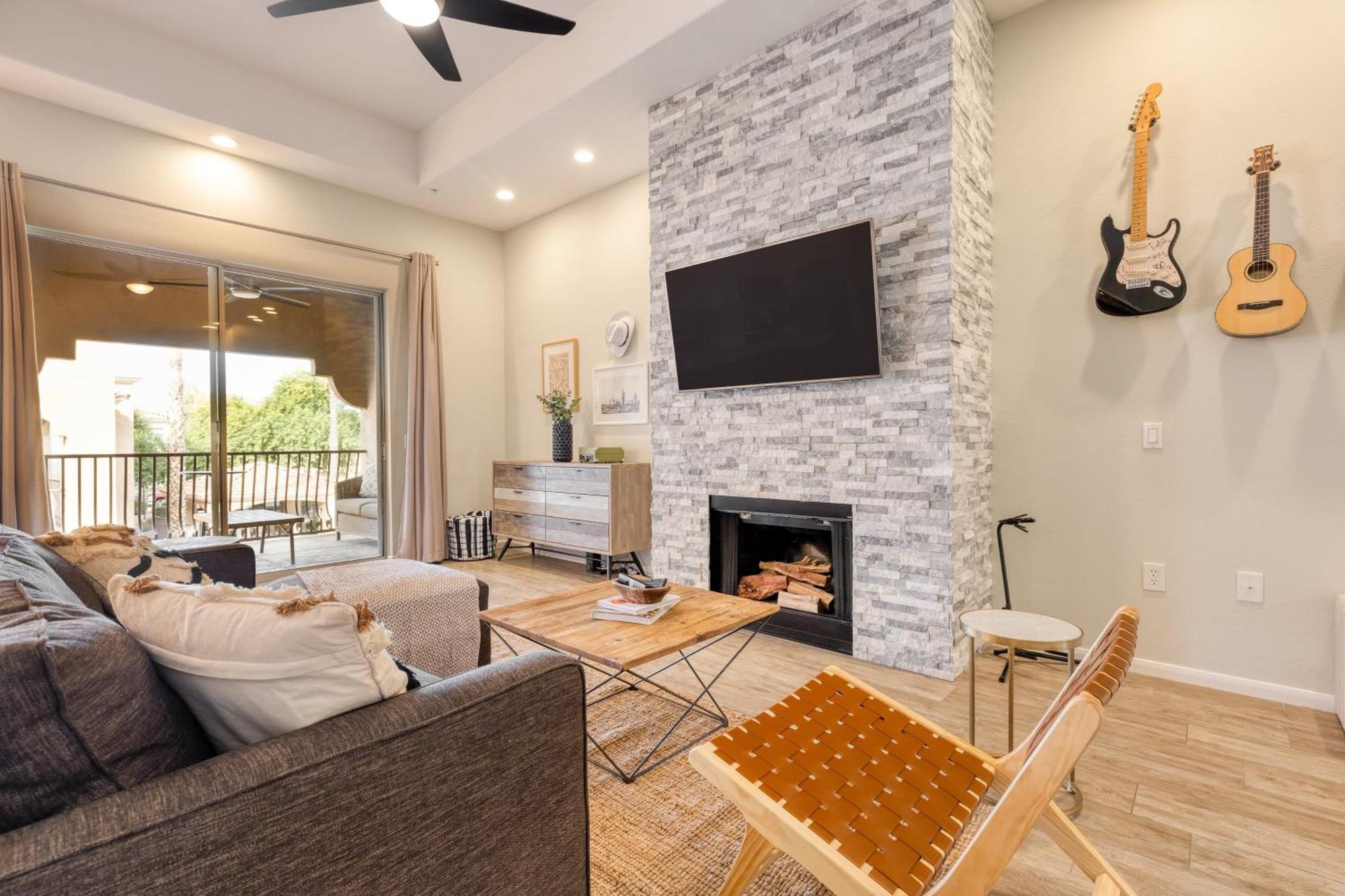 Eucalyptus By Avantstay Stunning W Communal Pool Hot Tub Holiday home
