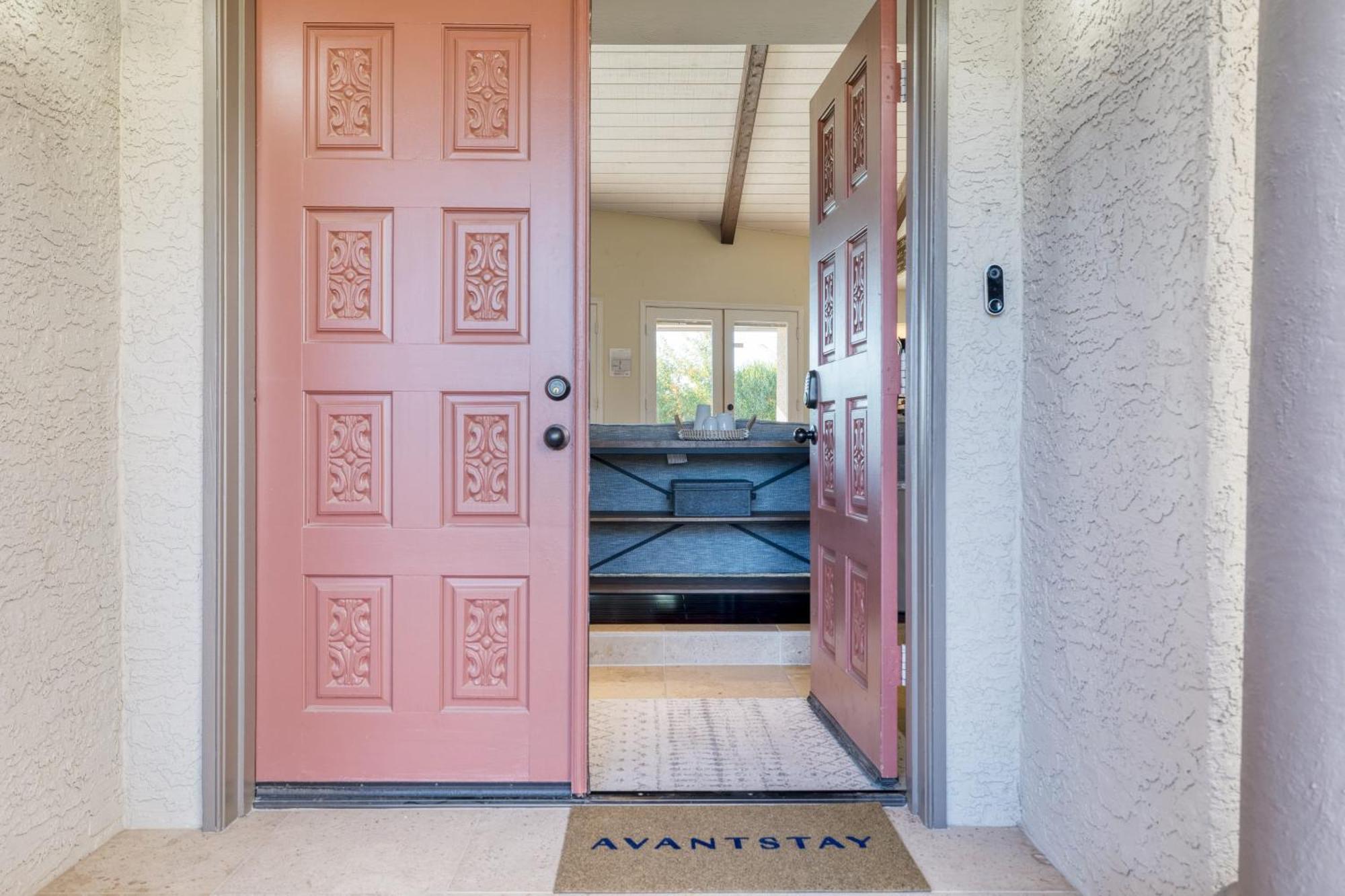 Sonoran Sunshine By Avantstay Pool Putting Green Bbq Ping Pong Pool Table Entertainers Wonderland Holiday home