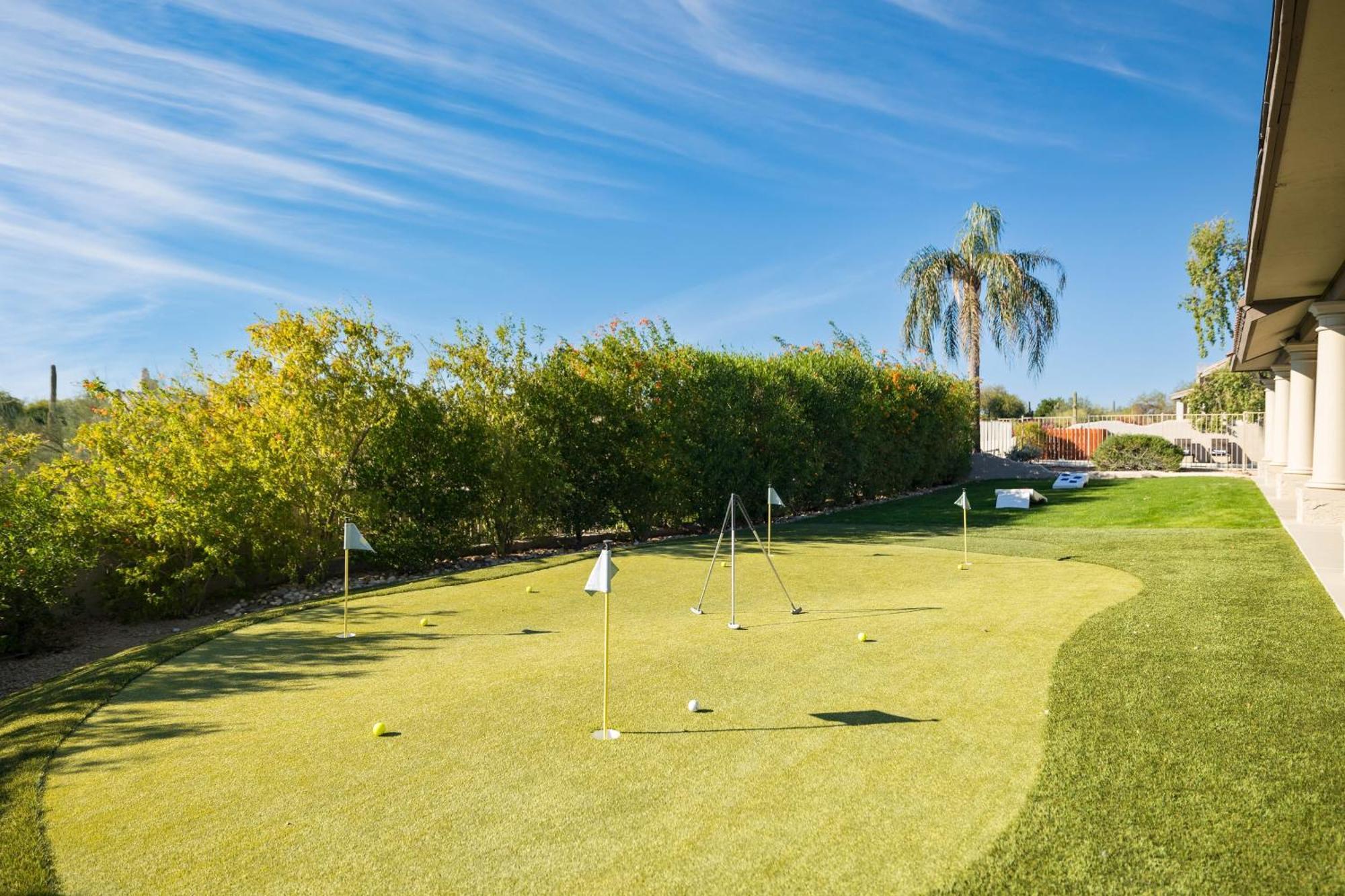 Sonoran Sunshine By Avantstay Pool Putting Green Bbq Ping Pong Pool Table Entertainers Wonderland Holiday home *