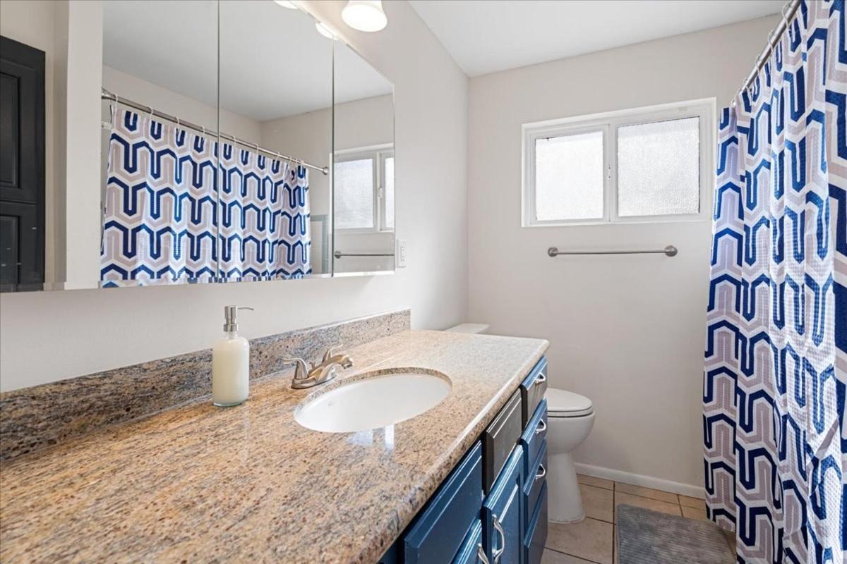 Basketball Court & Heated Pool, 1 Mi To Old Town!