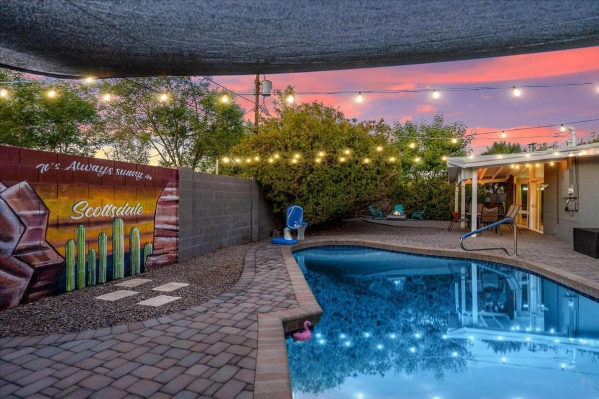 Holiday home Basketball Court & Heated Pool, 1 Mi To Old Town! Scottsdale