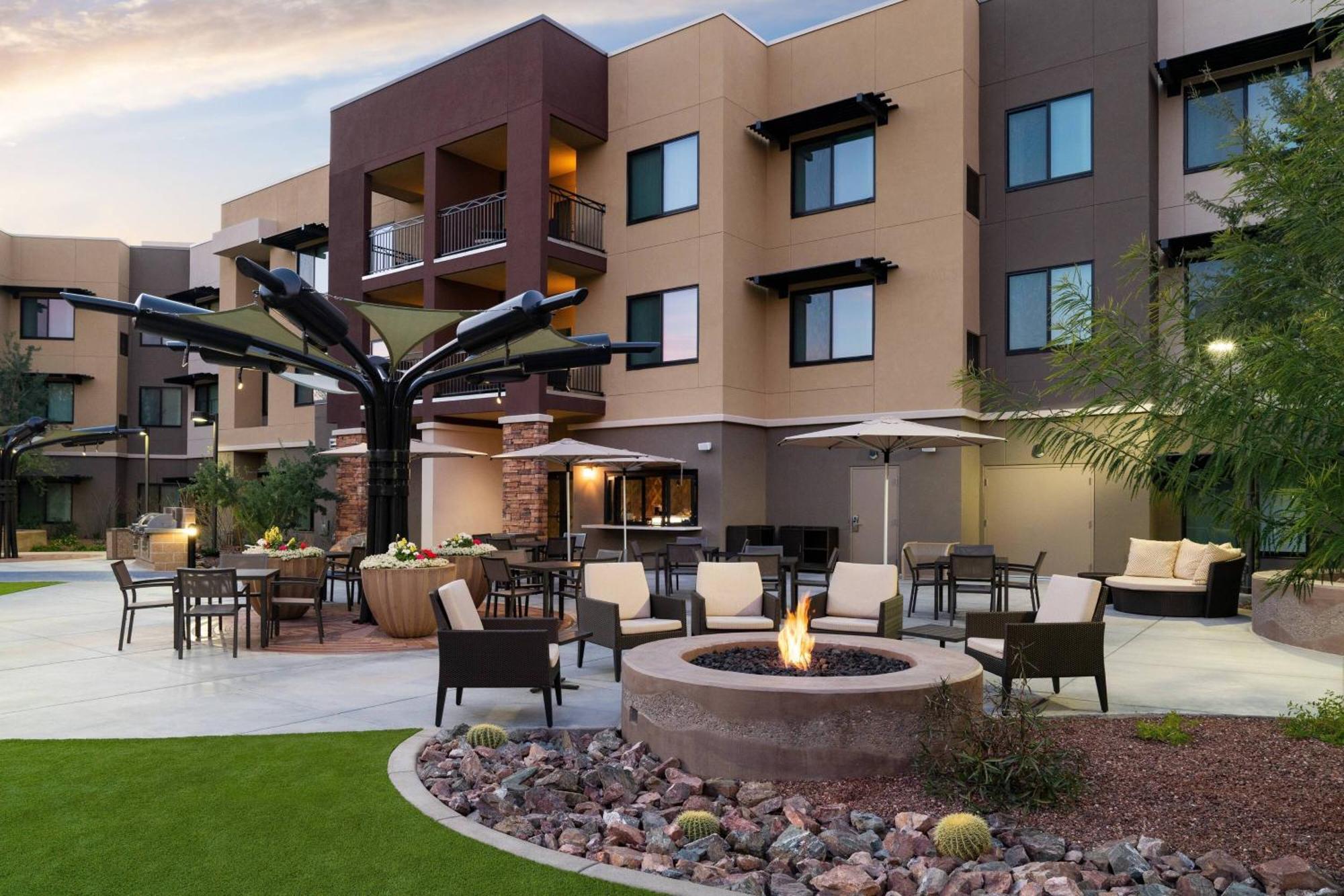 By Marriott Salt River 3* Scottsdale