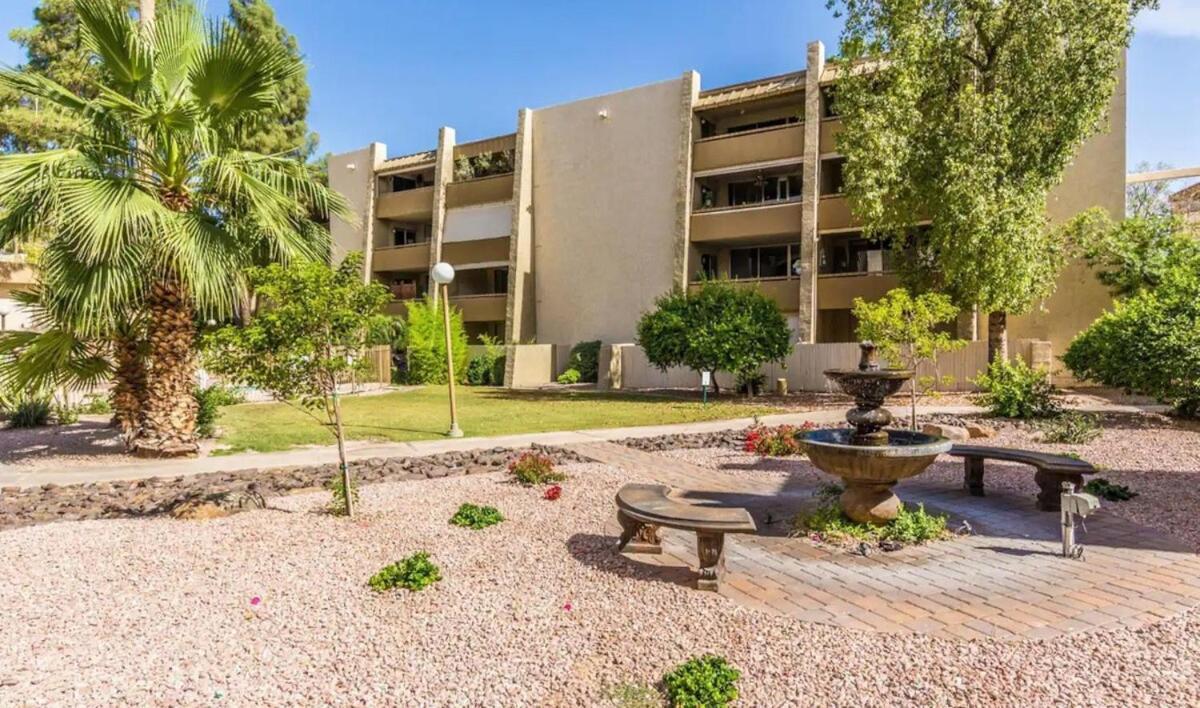 Chic With Parking Spot - Minutes To Old Town!