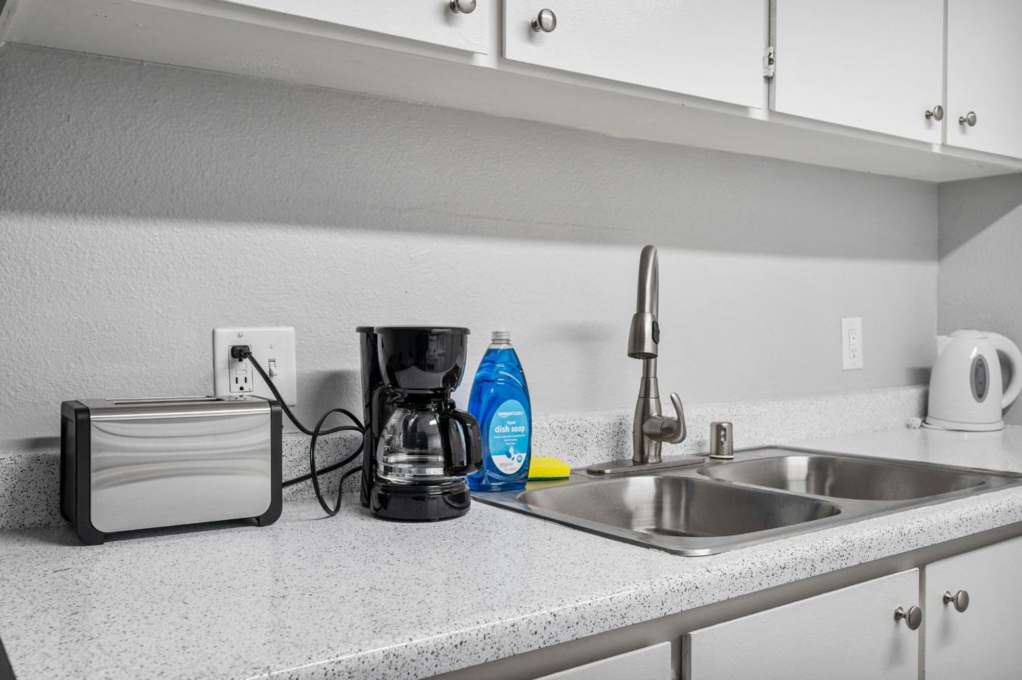 Stylish 1br With Pool Access & Free Parking Apartment Scottsdale