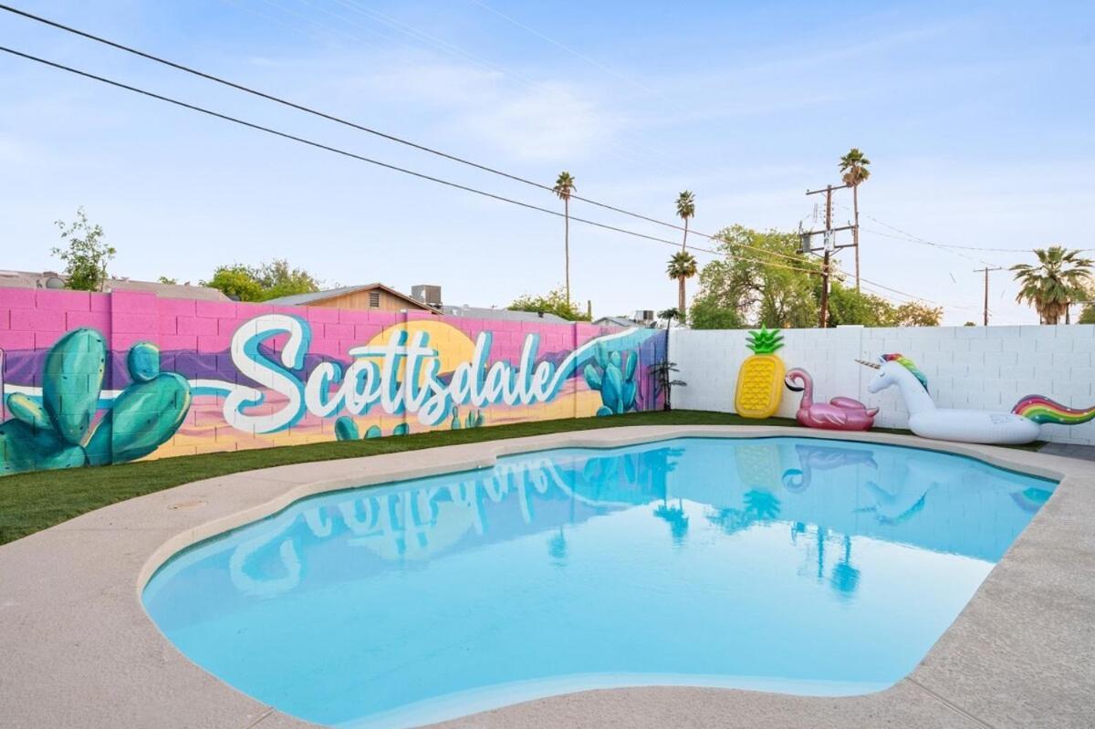 Luxurious 4b3b With Pool And Free Parking Scottsdale