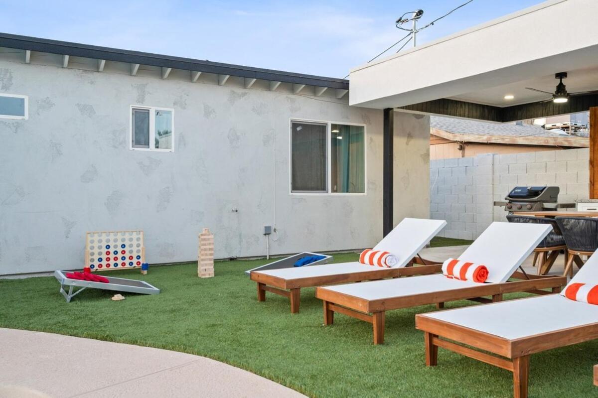 Luxurious 4b3b With Pool And Free Parking
