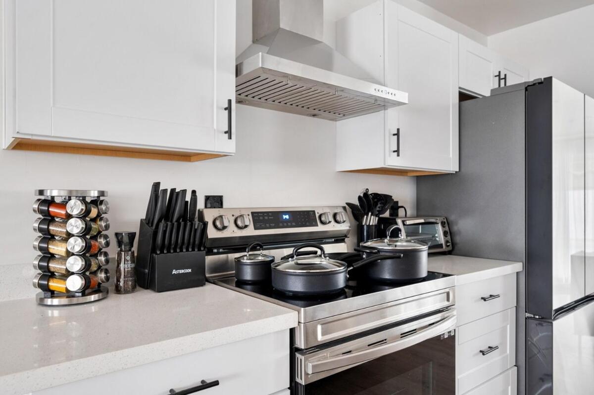Luxurious 4b3b With Pool And Free Parking * Scottsdale