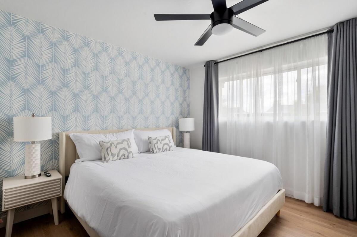 Luxurious 4b3b With Pool And Free Parking *