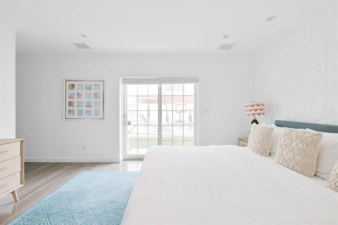 489 Massive 5 Bedroom Walk To Old Town Holiday home