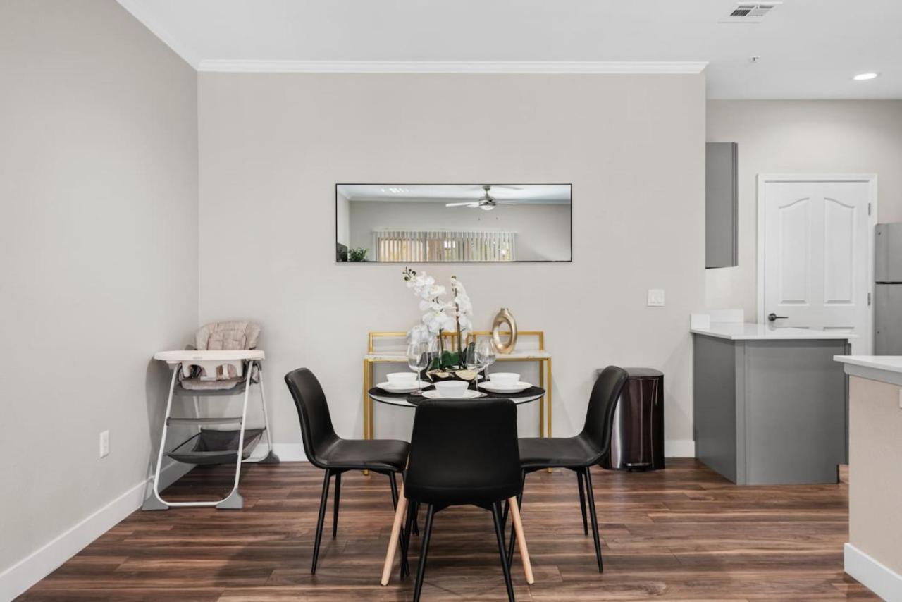 Stylish 2Br Scottsdale, Pet-Friendly, Sunrise Peak Apartment