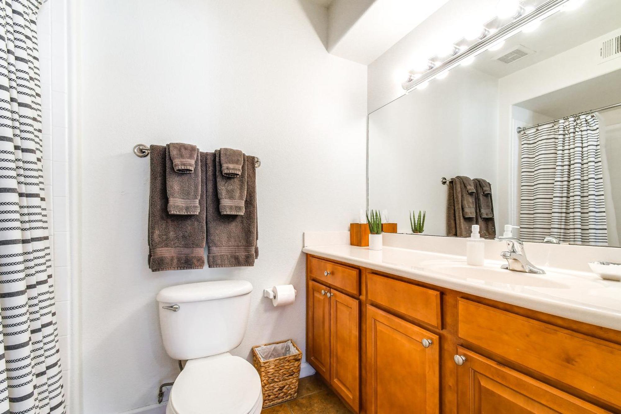 Chic With Pool Access About 3 Mi To Tpc Apartment *