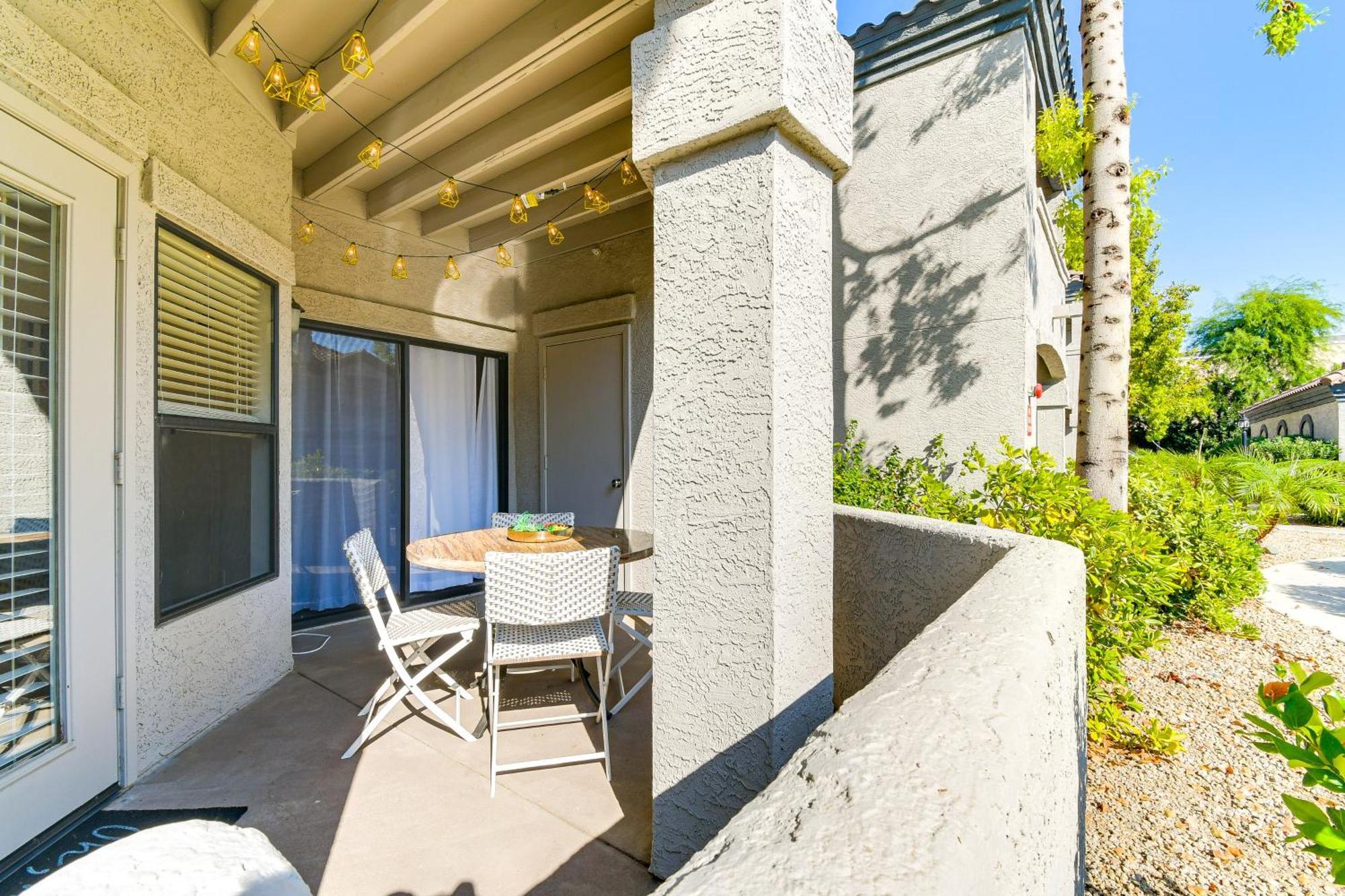 Chic With Pool Access About 3 Mi To Tpc Apartment