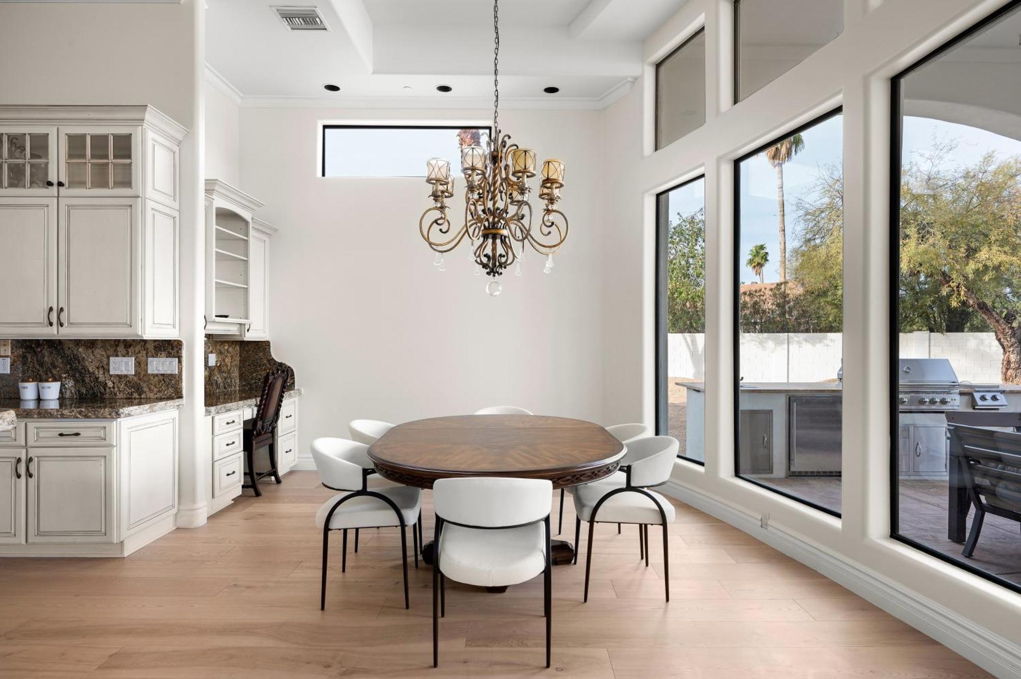 Mystique Paradise Modern Mixed With Eclectic Treasure * Scottsdale