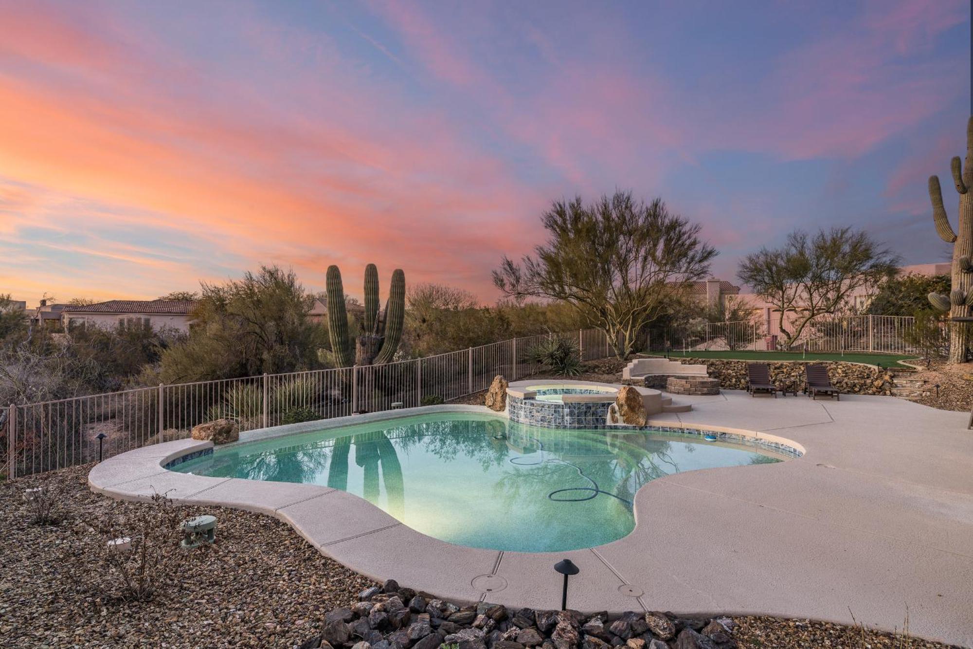 Holiday home Pinnacle Perfection By Porter Heated Pool W Outdoor Putting
