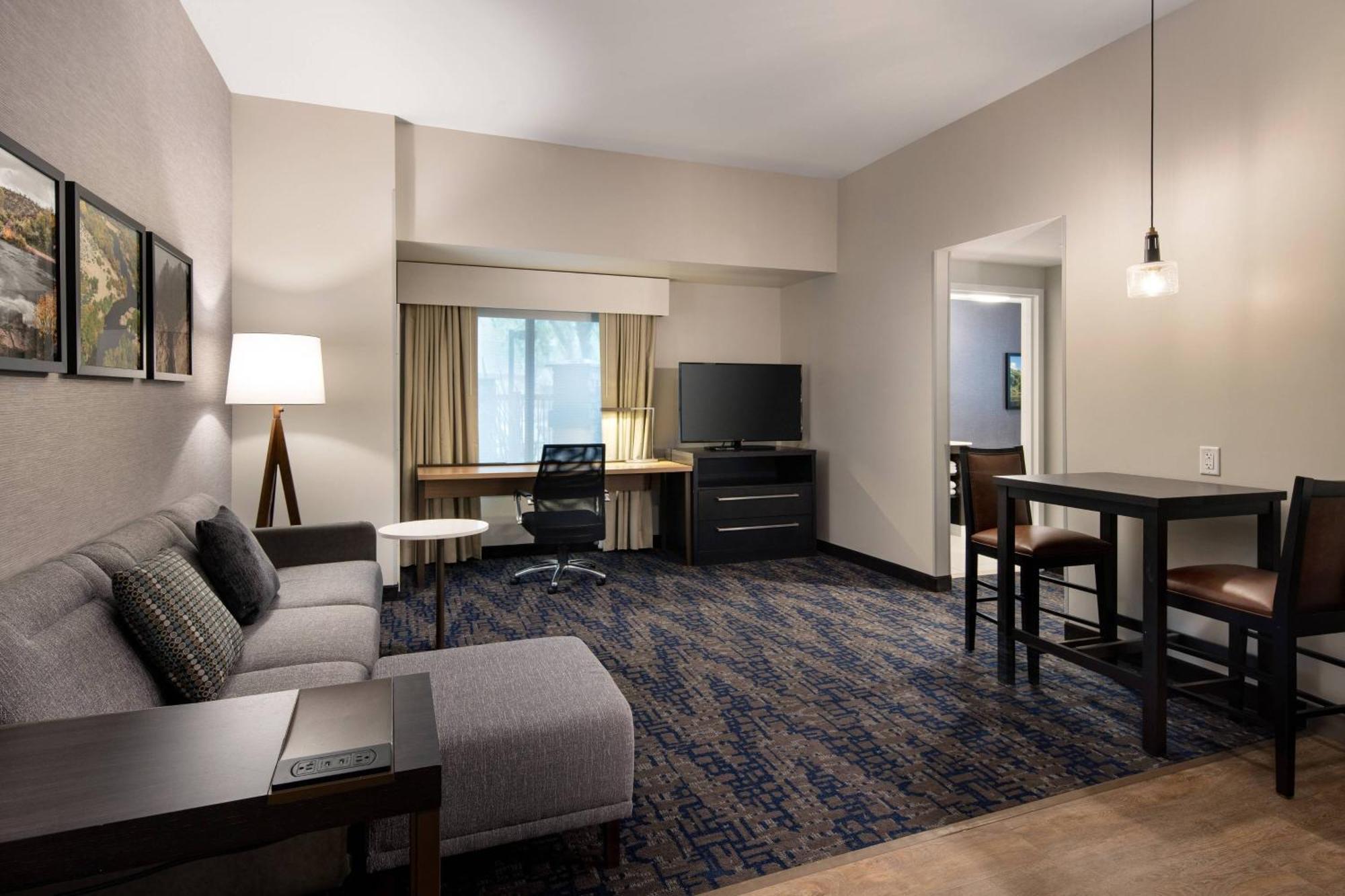 By Marriott Salt River 3* Scottsdale