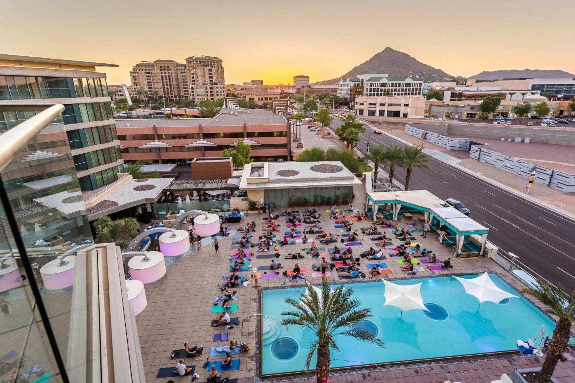 W Hotel 4*