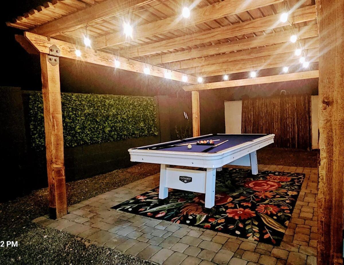 5 Bdr 4 Bth Walk To Old Town 12 Min Airport Pool Table Scottsdale