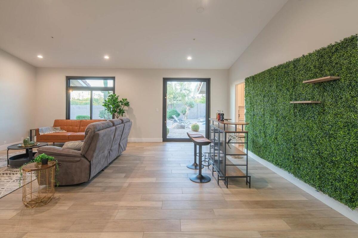 Holiday home Oasis Escape With Hot Tub And Pool *