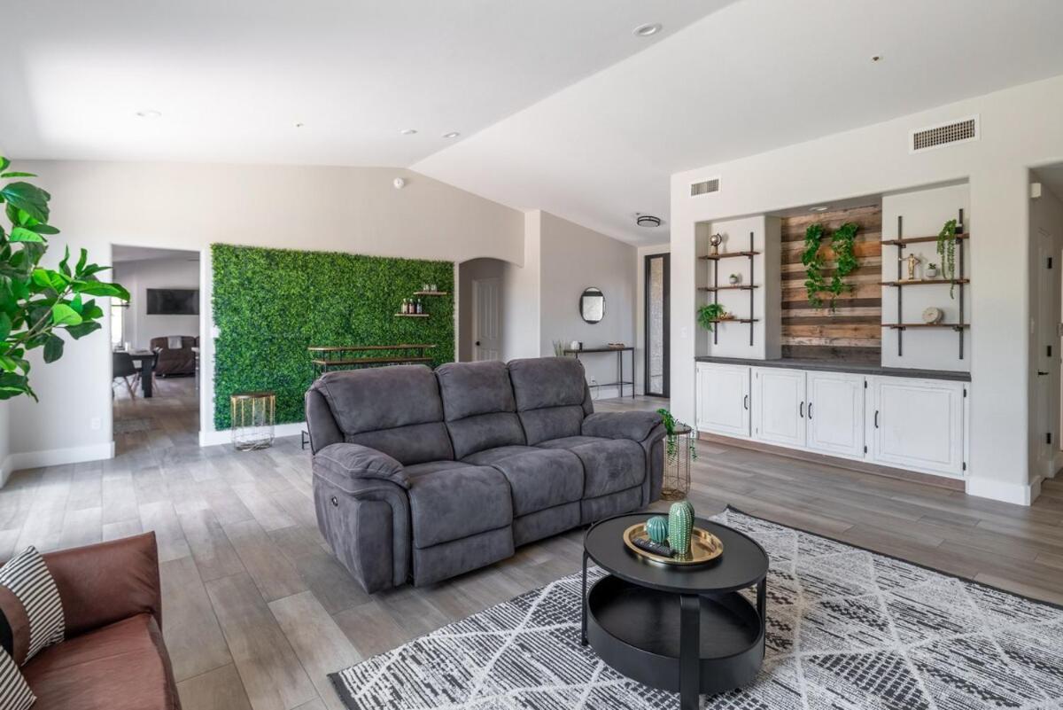 Oasis Escape With Hot Tub And Pool Scottsdale