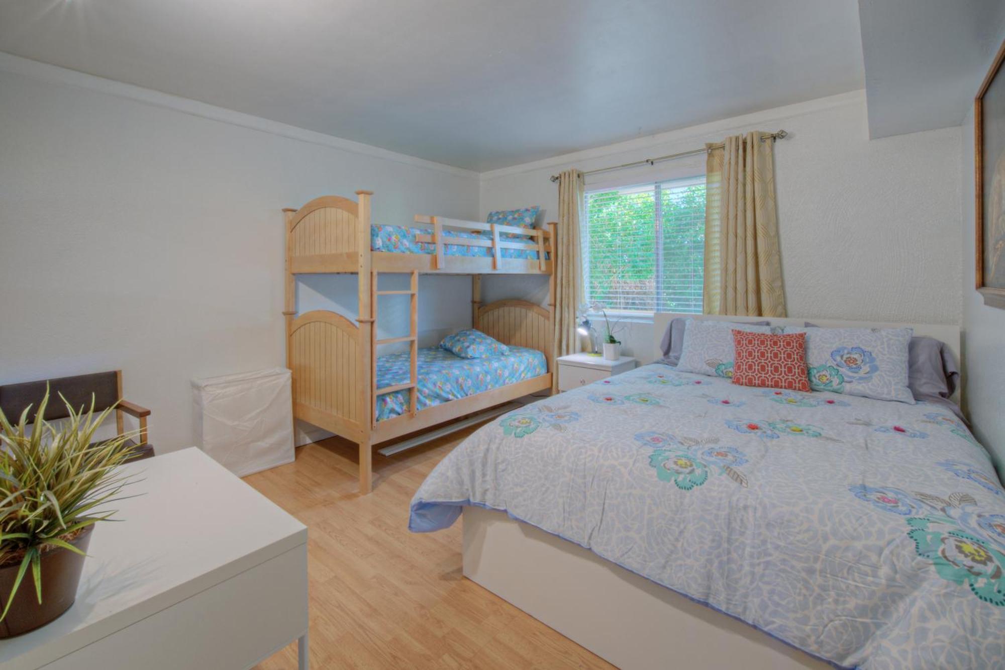 Holiday home Exquisite 2br W Pool Near Old Town