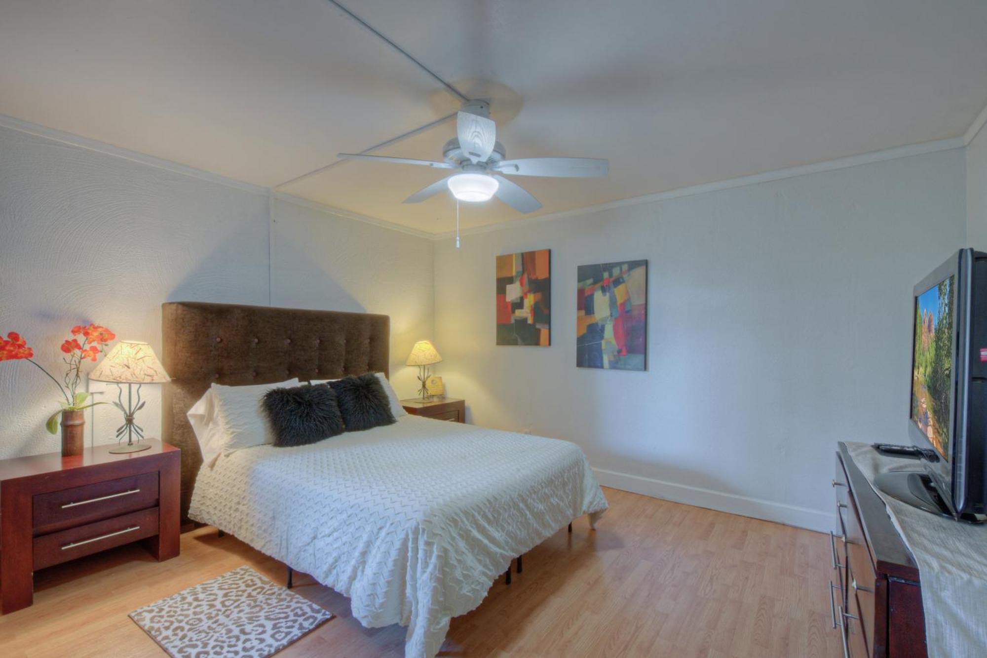 Exquisite 2br W Pool Near Old Town Holiday home *