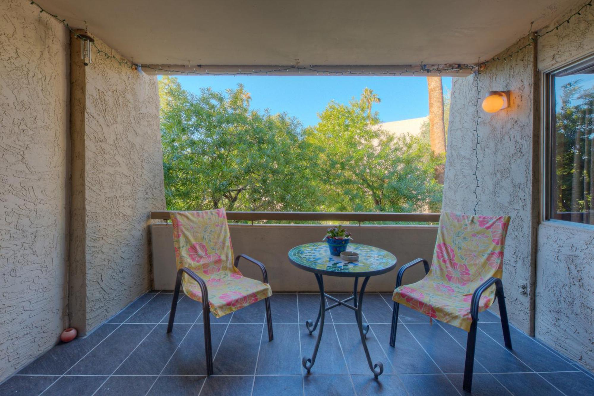 Exquisite 2br W Pool Near Old Town Holiday home *