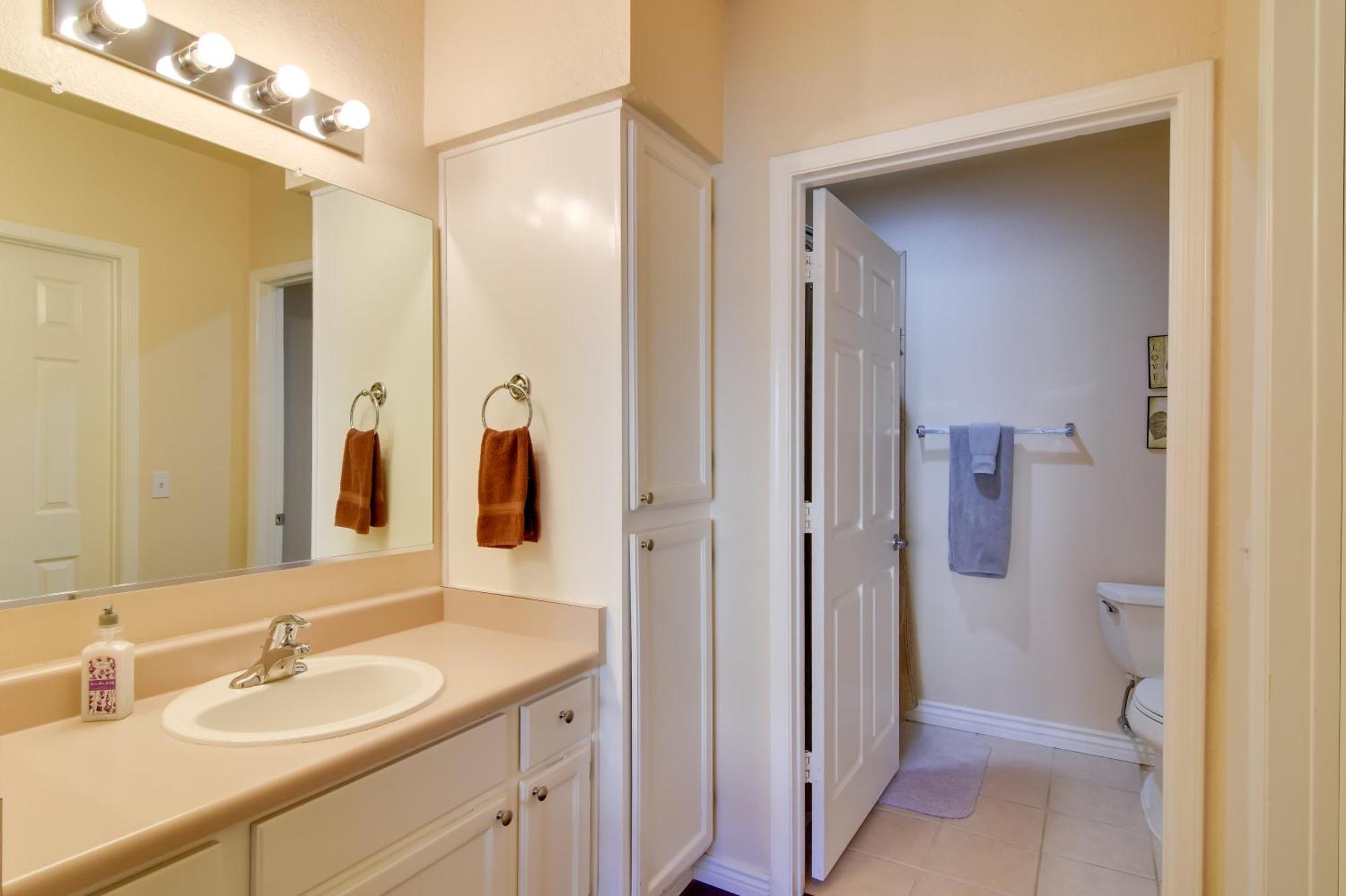 Apartment Community Pool, Walkable Area