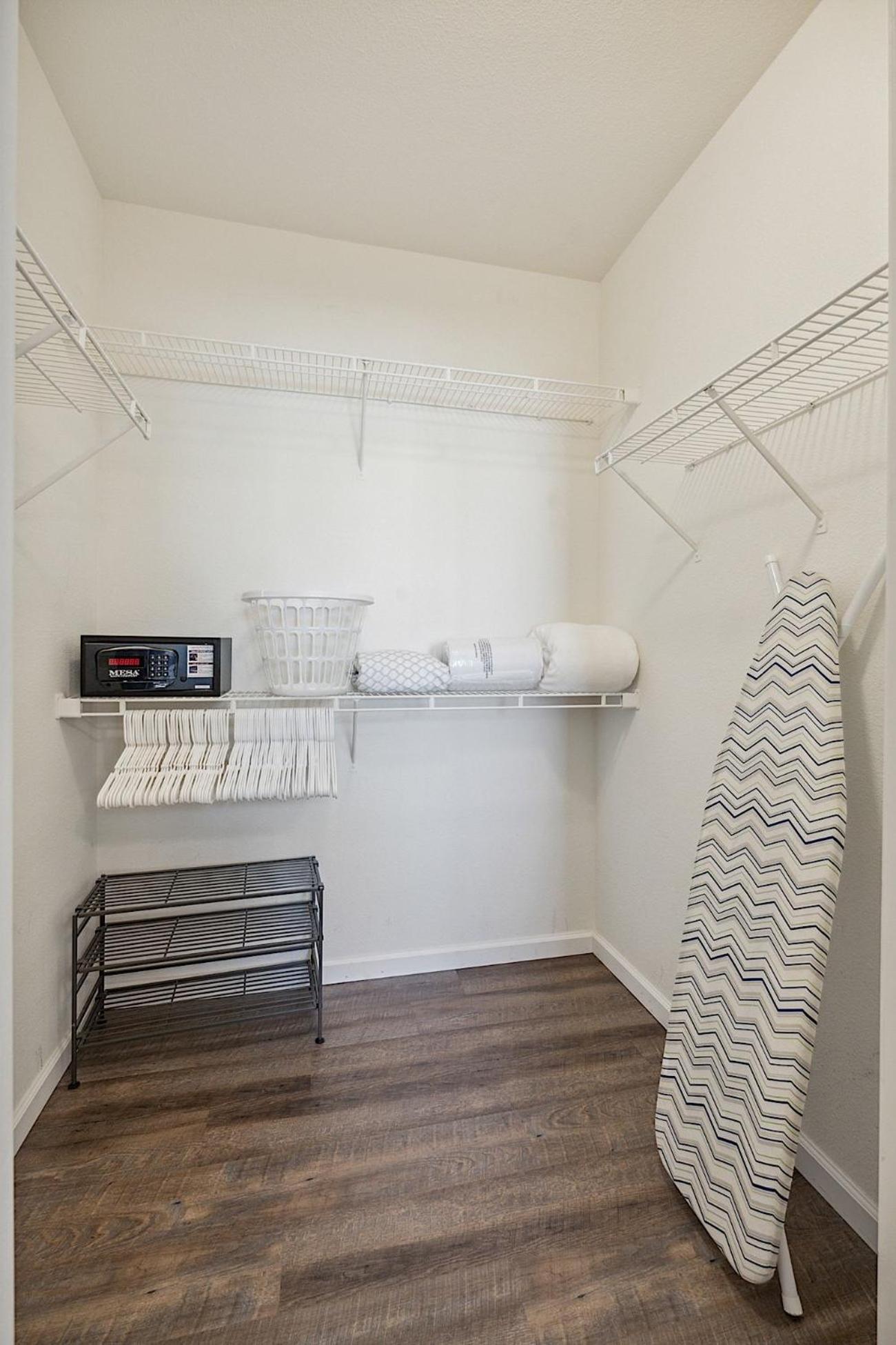 At The Plaza Modern Resort-style 5069 Holiday home Scottsdale