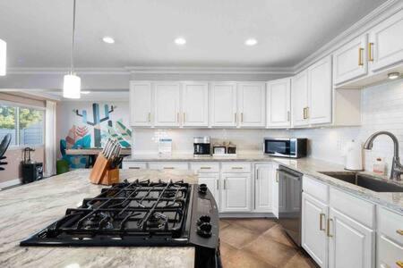Desert Oasis Family Retreat Old Town Holiday home *