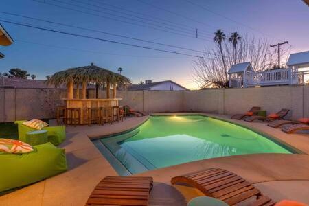Desert Oasis Family Retreat Old Town *