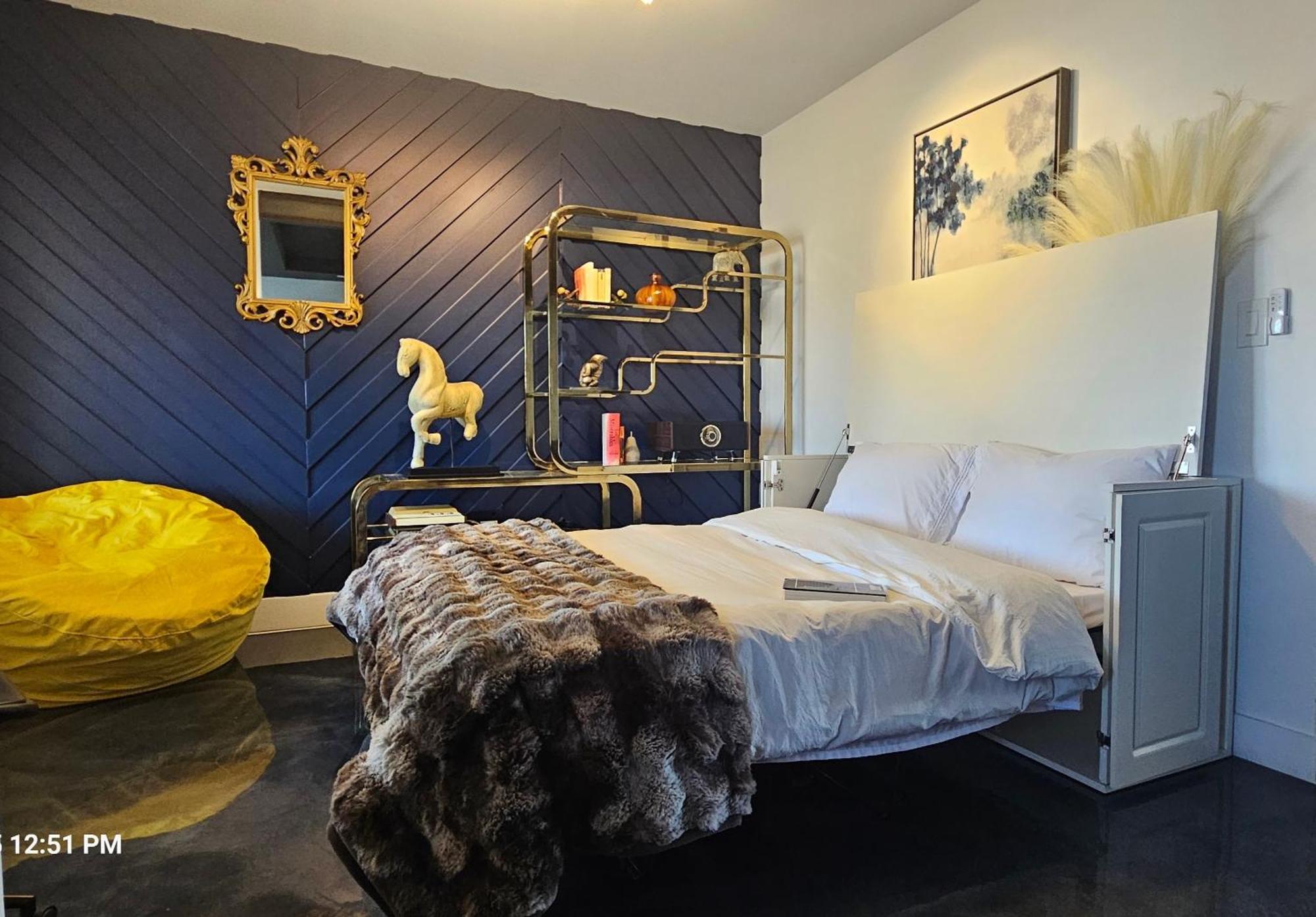 5 Bdr 4 Bth Walk To Old Town 12 Min Airport Pool Table *