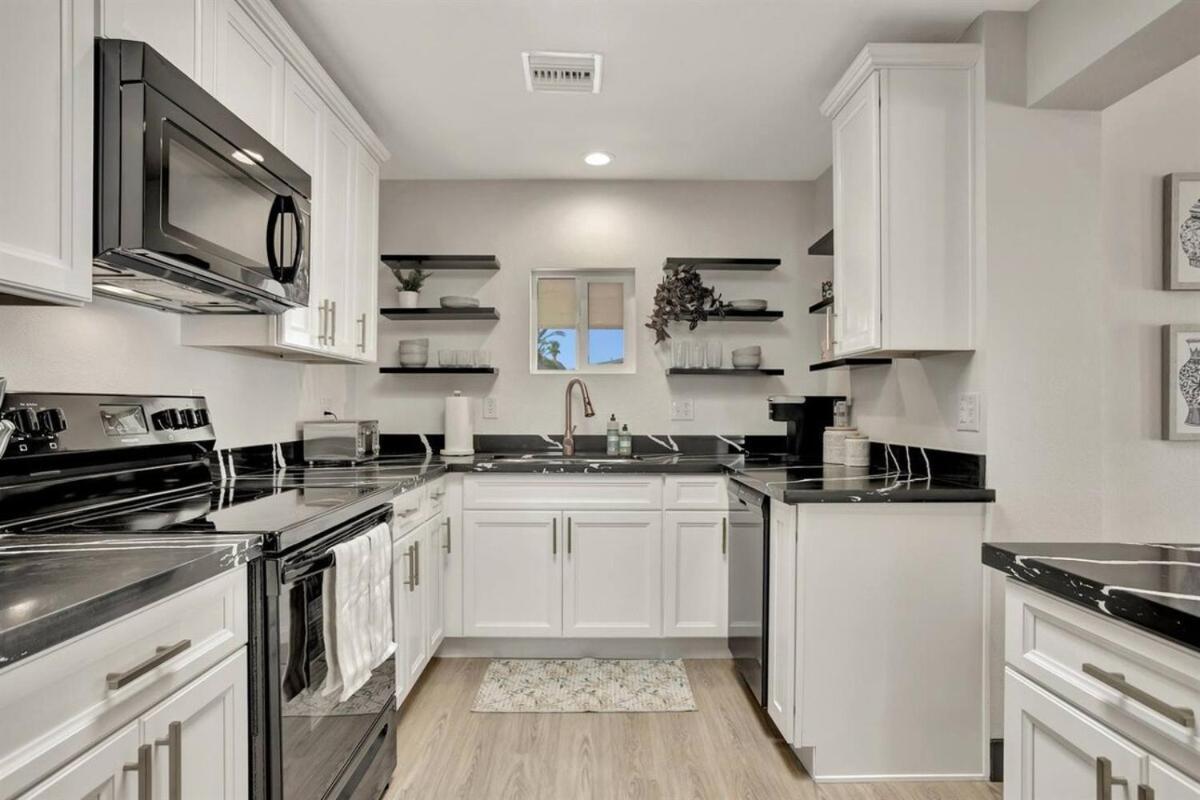 Private Modern Escape Luxury & Games * Scottsdale