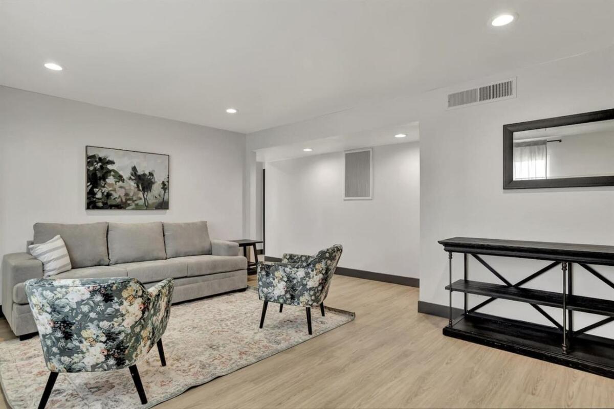 Private Modern Escape Luxury & Games