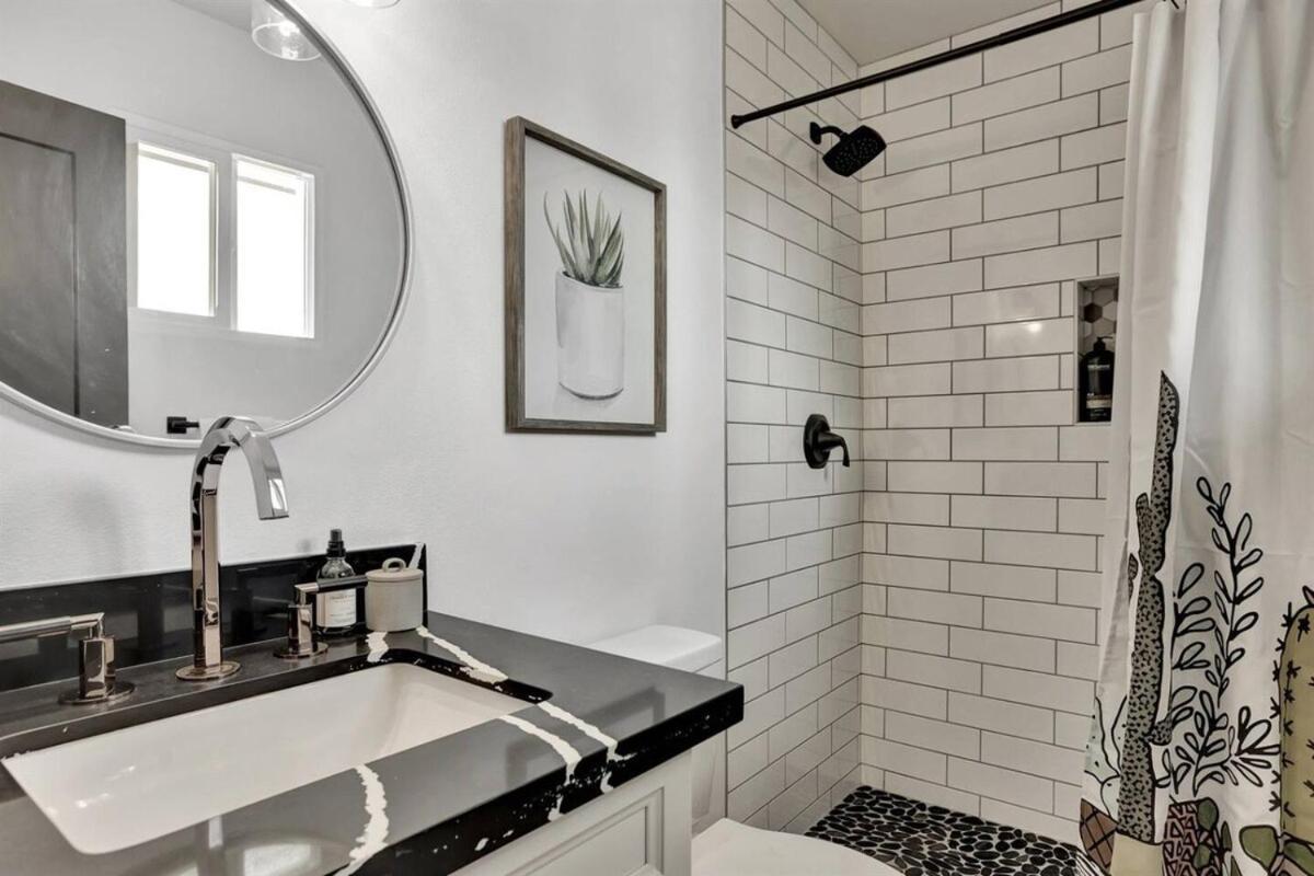 Private Modern Escape Luxury & Games Scottsdale