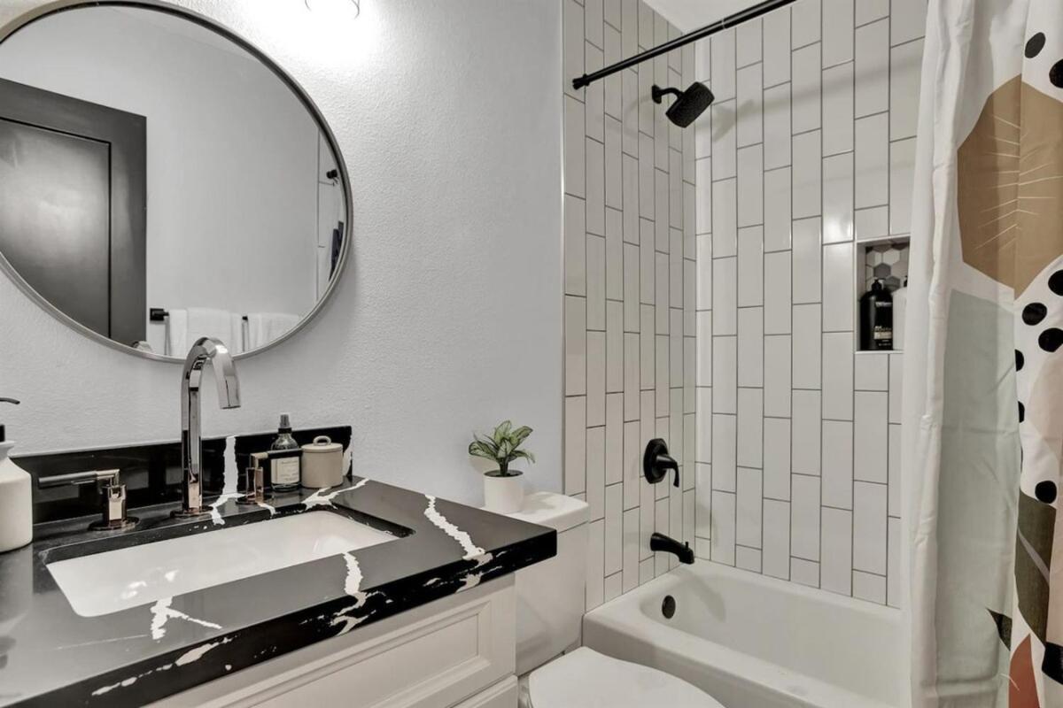 Private Modern Escape Luxury & Games Holiday home Scottsdale