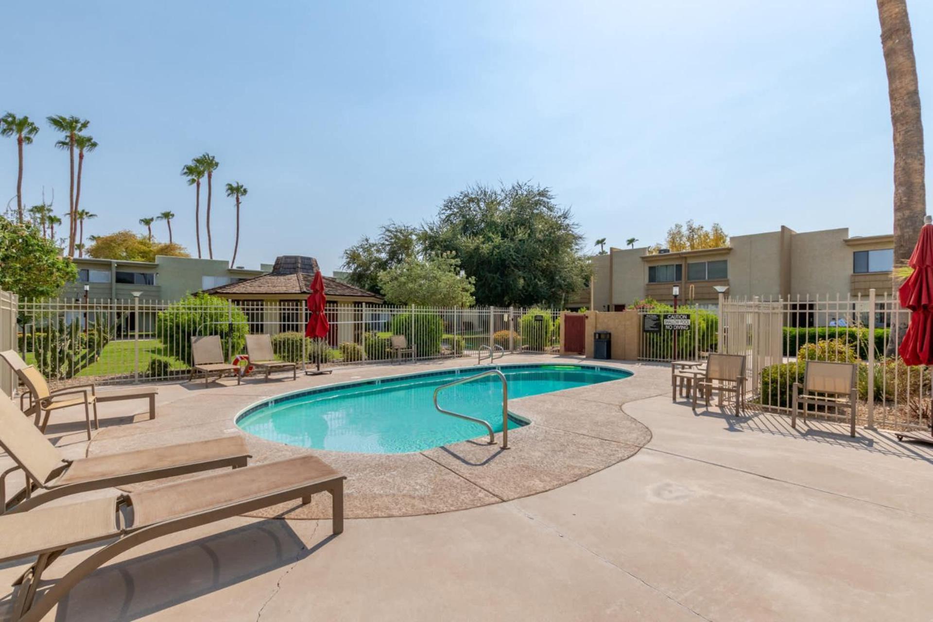 Camelback 319 - Fashion Square Holiday home *