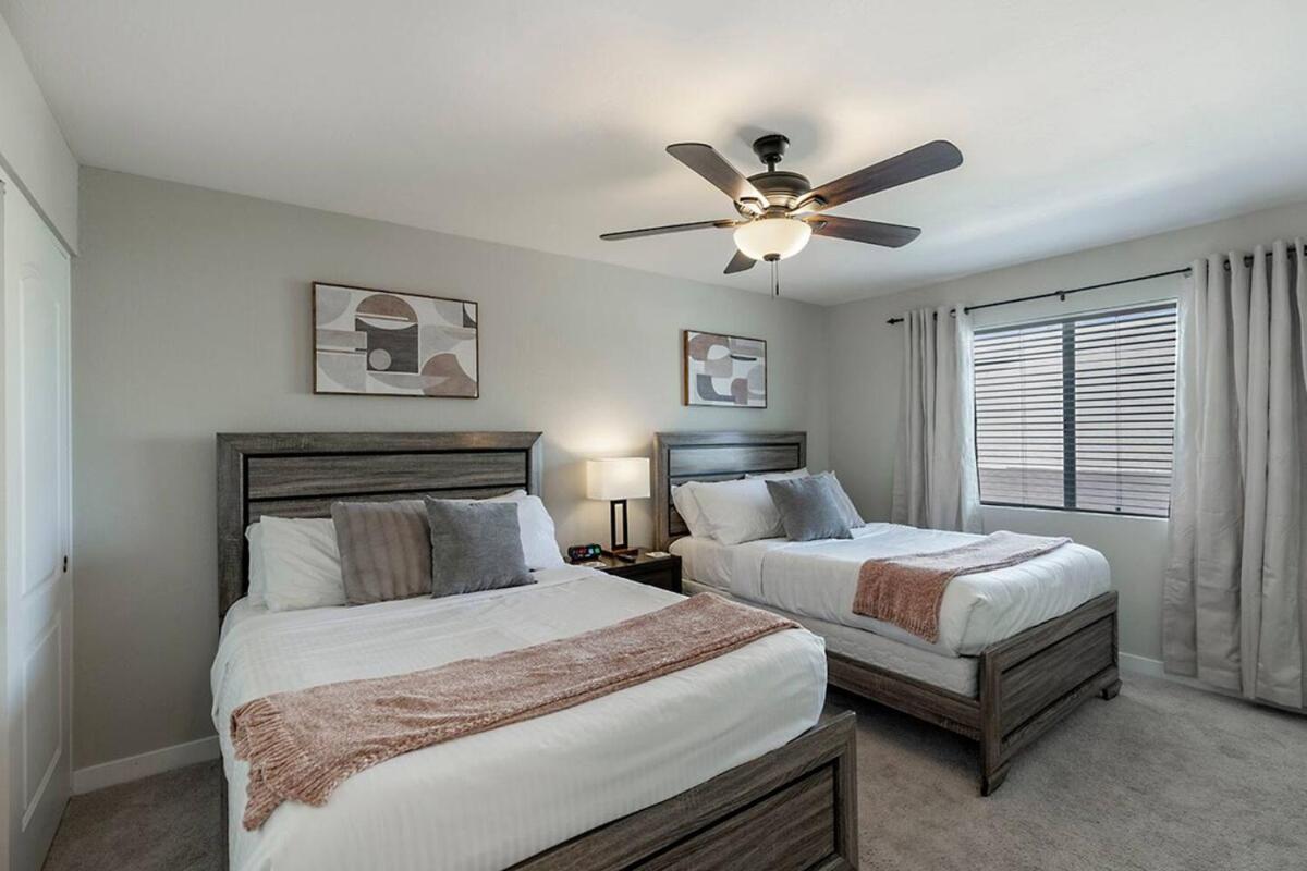 - Two Bedroom Townhouse Apartment Scottsdale
